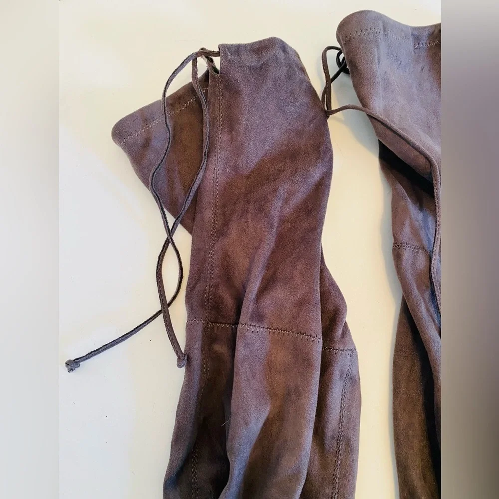 Catherine Malandrino Perse Size 9 Pearl Accent Heel Over The Knee Boots